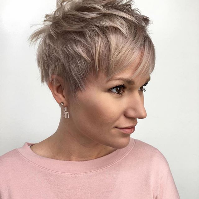 1676153258 9 41 Mind Blowing Best Short Hair Hairstyles For Fine Hair - 41 Mind Blowing Best Short Hair Hairstyles For Fine Hair