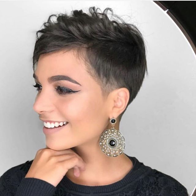 1676153260 885 41 Mind Blowing Best Short Hair Hairstyles For Fine Hair - 41 Mind Blowing Best Short Hair Hairstyles For Fine Hair
