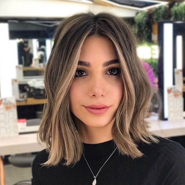1676164548 793 30 Best Medium Length Layered Hairstyles And Haircuts For Women - 30 Best Medium Length Layered Hairstyles And Haircuts For Women In 2021