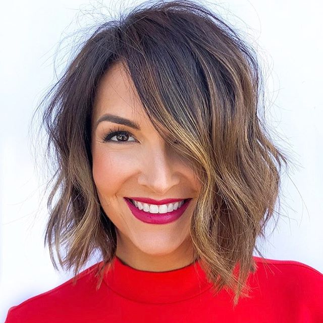 1676164550 722 30 Best Medium Length Layered Hairstyles And Haircuts For Women - 30 Best Medium Length Layered Hairstyles And Haircuts For Women In 2021