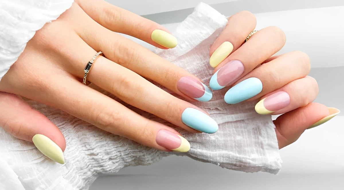 1680979175 168 These are the nail polish trends for summer 2023 that.webp - These are the nail polish trends for summer 2023 that are IN!