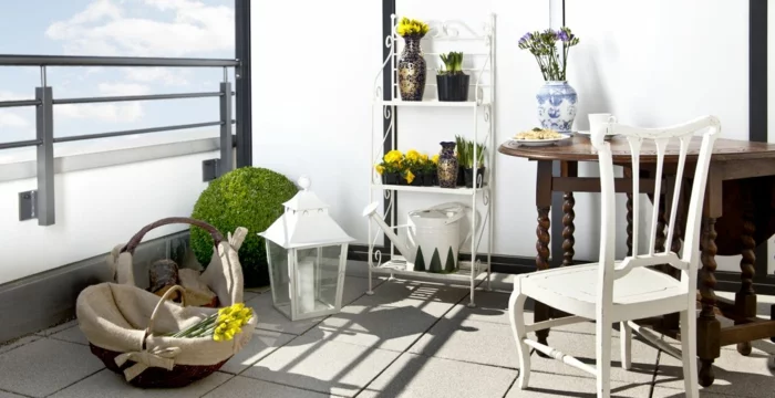 1681374806 203 33 stylish ideas on how to design your small balcony.webp - 33 stylish ideas on how to design your small balcony