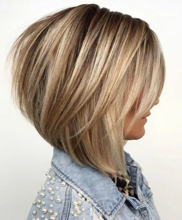 1682177506 401 Bob with volume at the back of the head.webp - Bob with volume at the back of the head - an elegant classic among short bob hairstyles