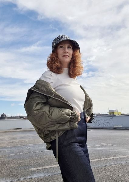 1682534214 178 Weatherproof transitional fashion of course with a cool bucket - Weatherproof transitional fashion - of course with a cool bucket hat