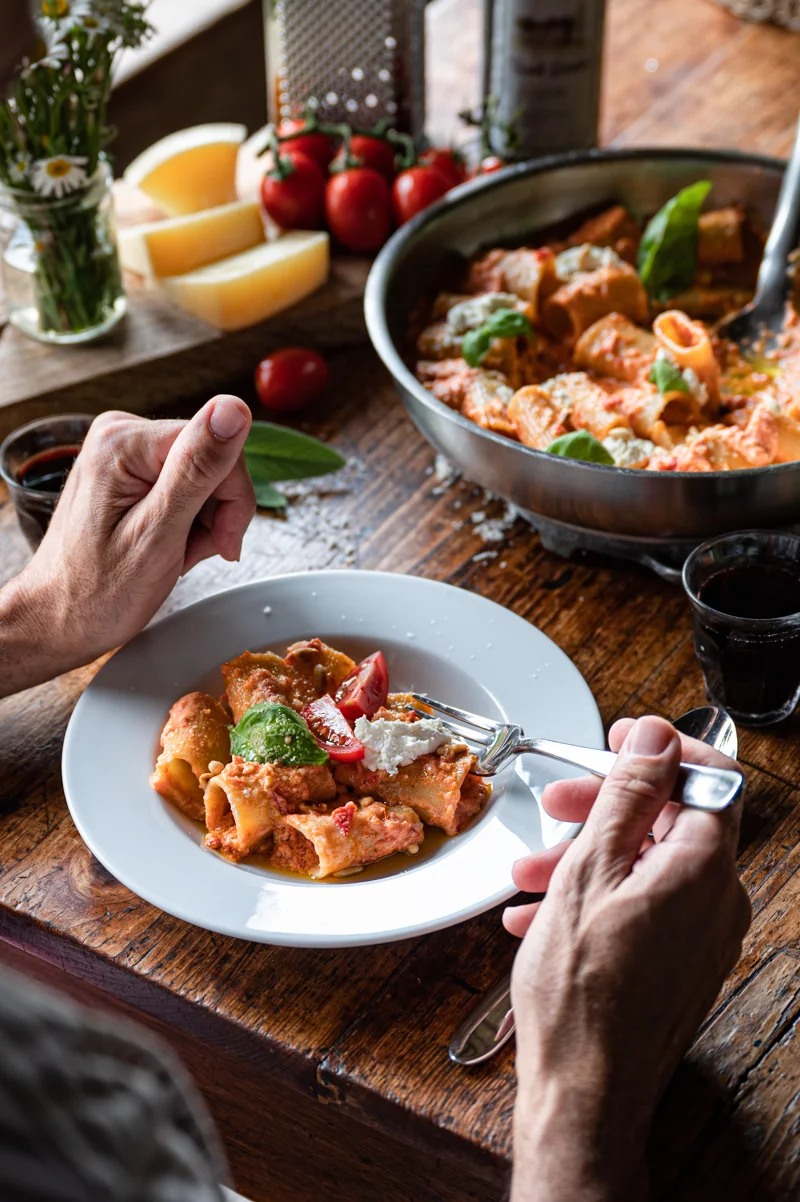 10 Schnelle Rezepte Für Viele Gäste Pasta Mit Ofentomate Trickytine