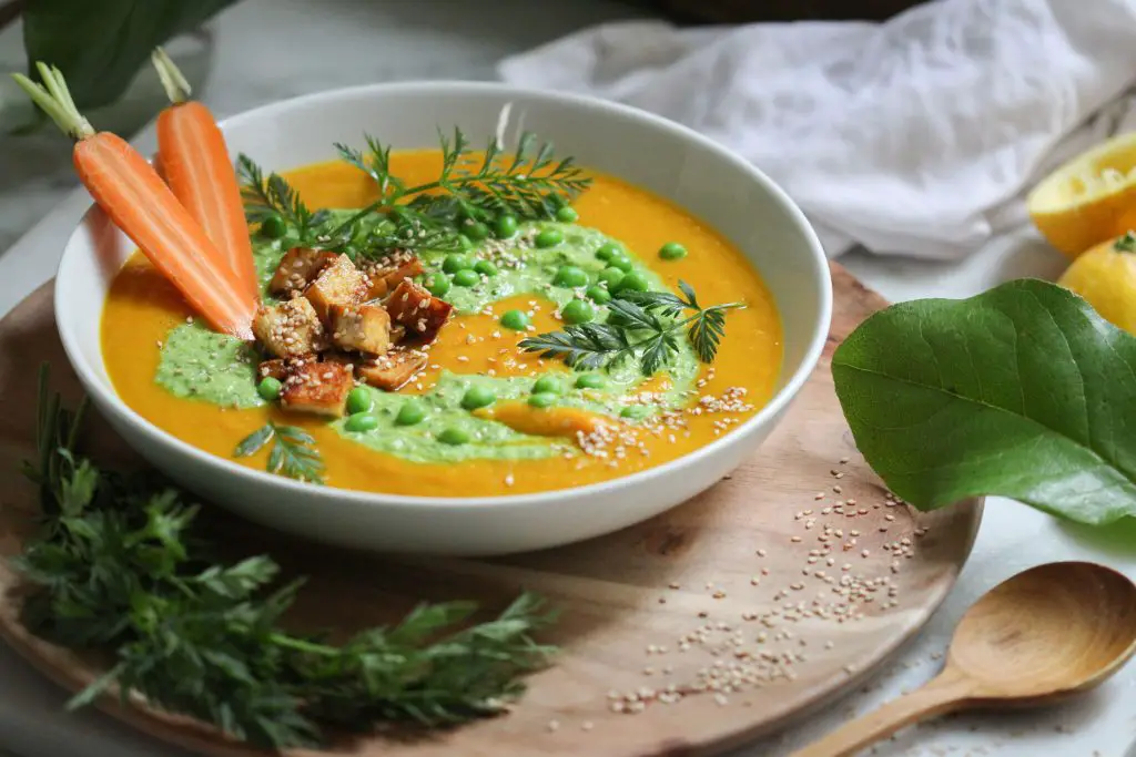 Vegan carrot soup with carrot green - zero waste recipe