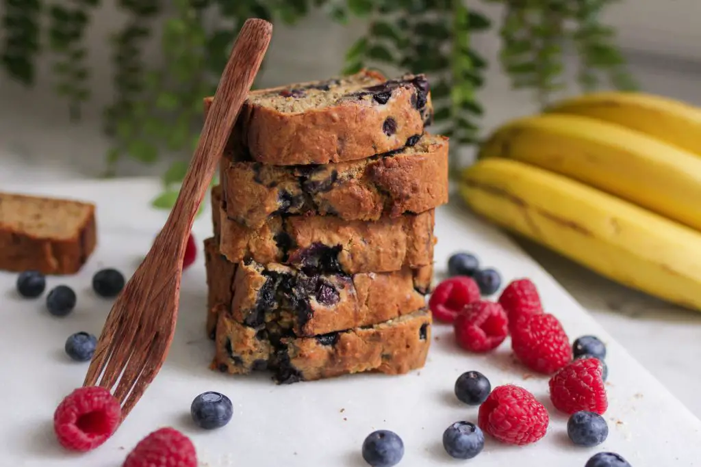 Vegan banana bread with blueberries