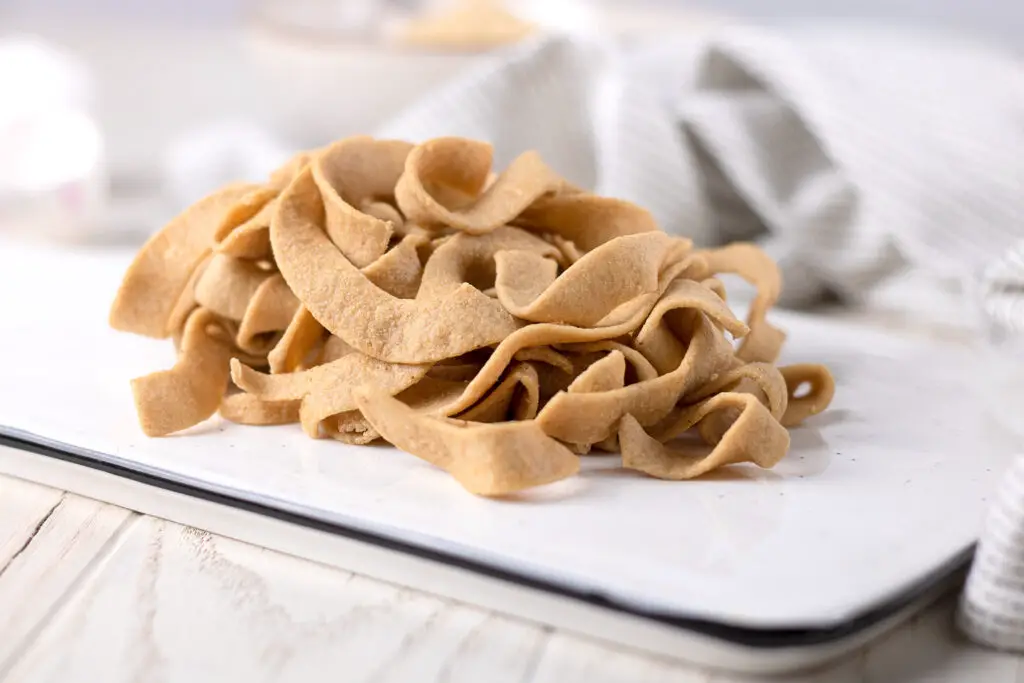 Low carb noodles directly from the pasta maker