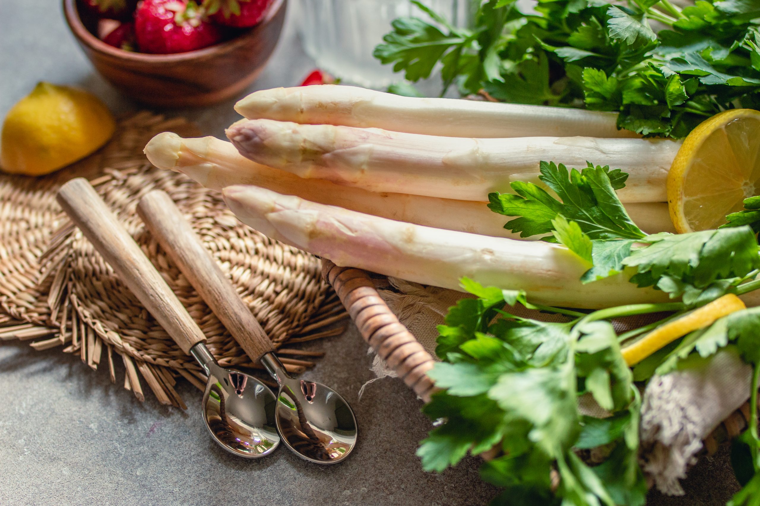 Fresh white asparagus