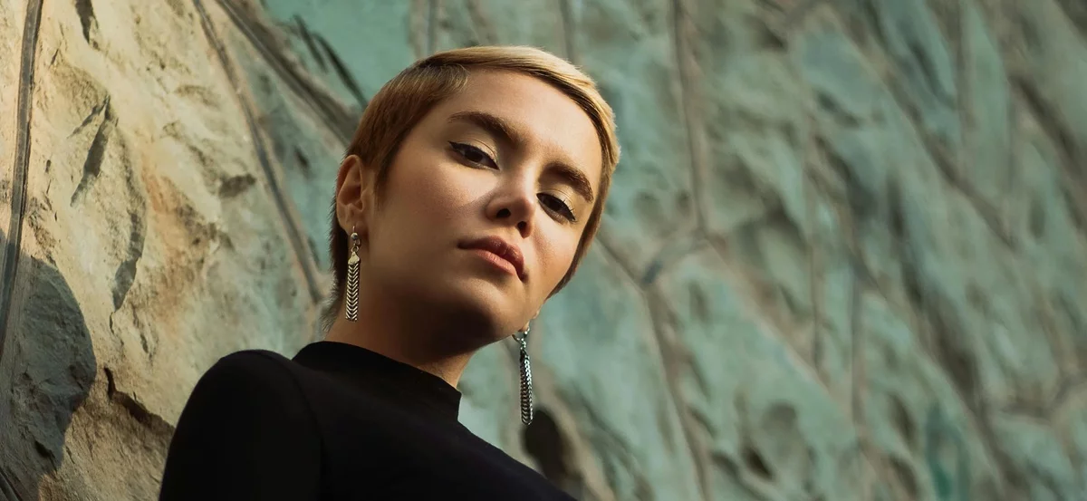 Young woman with cheeky short hairstyle