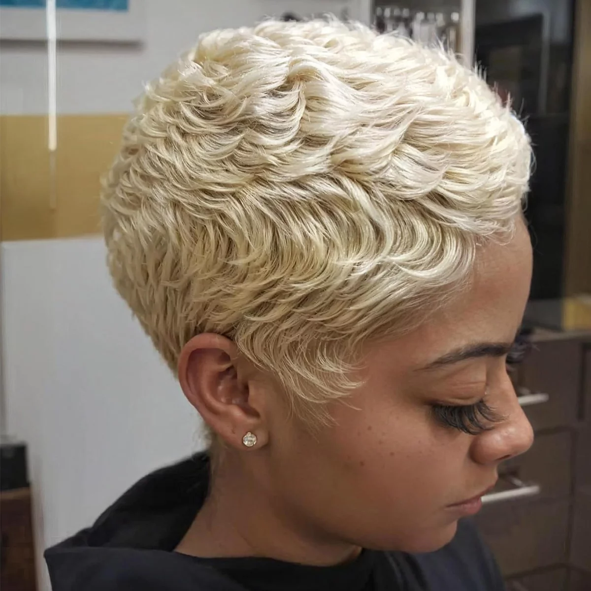 blond curly hair in short hairstyle