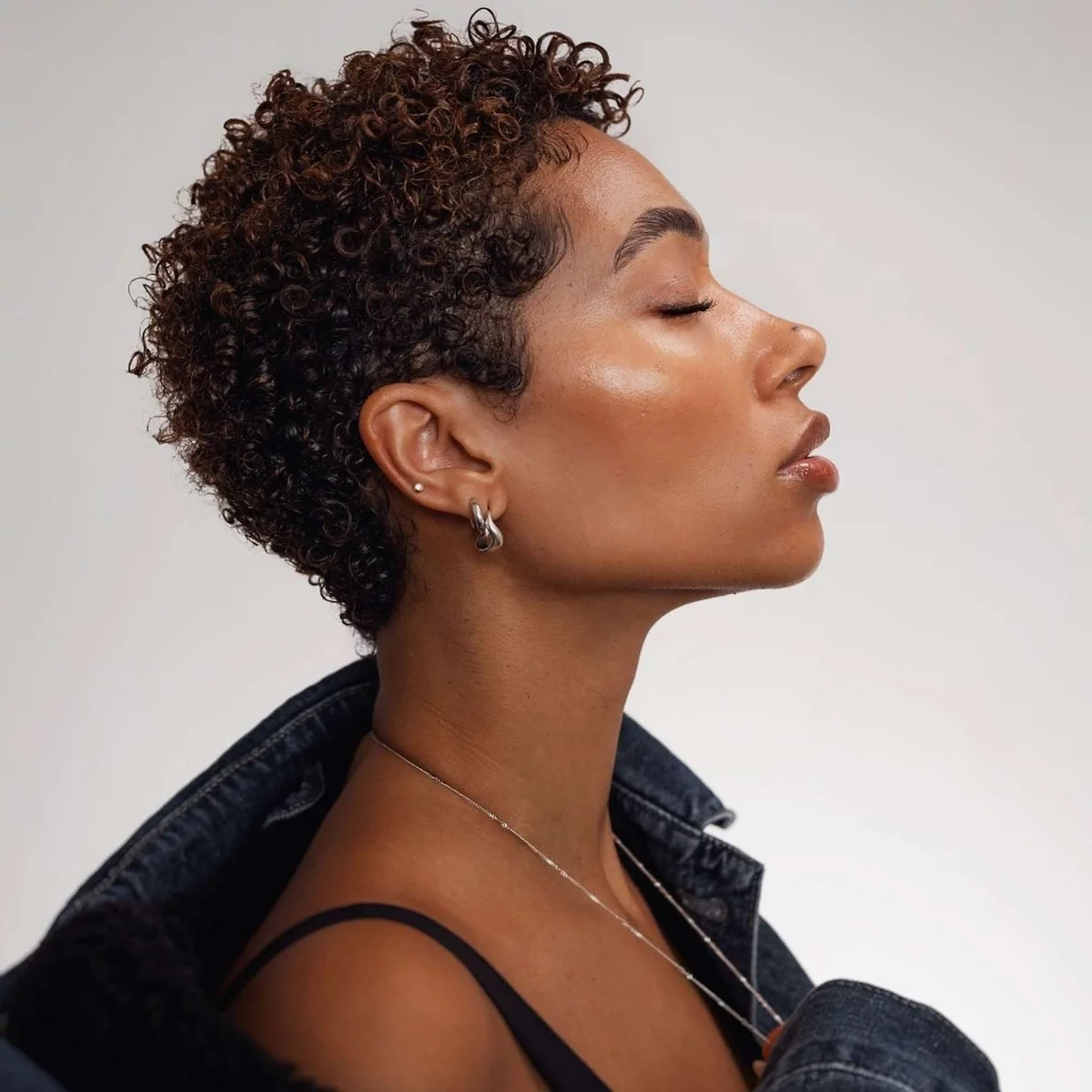 short curly hair 