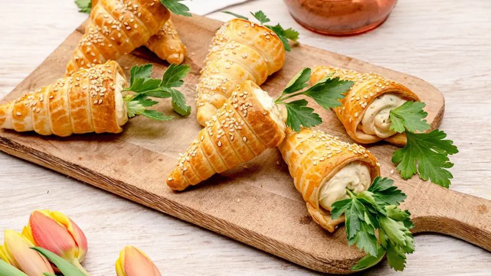 Waffle bags with salty filling with parsley
